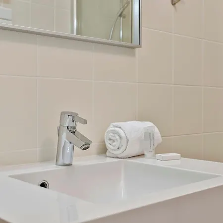 Huswell - Lovely Family 50 Meters From The Sea דה האן